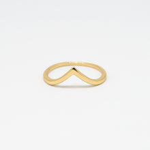 Load image into Gallery viewer, 14k Gold Vermeil V Shape Ring