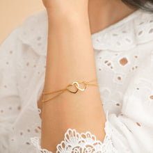 Load image into Gallery viewer, 18K Gold Vermeil Interlocking Hearts Double Chain Bracelet