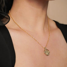 Load image into Gallery viewer, 18K Gold Vermeil Spinner Coin Necklace with Singapore Chain
