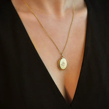 Load image into Gallery viewer, 18K Gold Vermeil Star Oval Locket Necklace