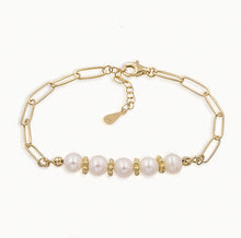 Load image into Gallery viewer, 18k Gold Vermeil Freshwater Pearl Chain Bracelet