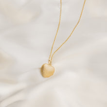 Load image into Gallery viewer, 18k Gold Vermeil Heart Locket Pendant Necklace