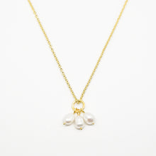 Load image into Gallery viewer, 18k Gold Vermeil Pearl Minimal Necklace