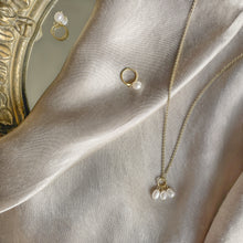 Load image into Gallery viewer, 18k Gold Vermeil Minimal Pearl Necklace & Earrings Set