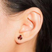 Load image into Gallery viewer, 8k Solid Gold Garnet Stud Earrings