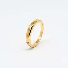 Load image into Gallery viewer, 18k Gold Vermeil Star Engraved CZ Ring
