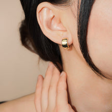 Load image into Gallery viewer, 18k Gold Vermeil Huggie Hoop Earrings
