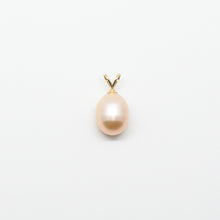 Load image into Gallery viewer, 18k Solid Gold Rose Peach Freshwater Pearl Pendant

