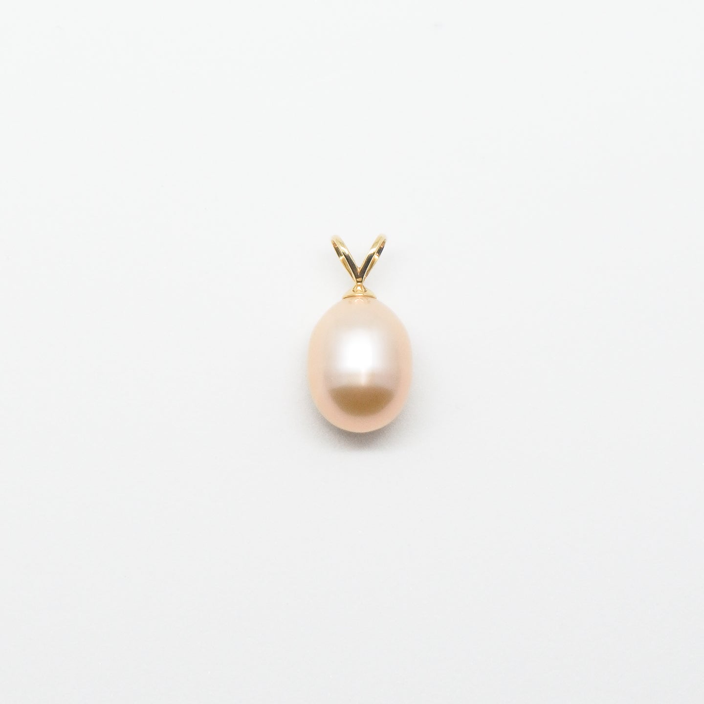 18k Solid Gold Rose Peach Freshwater Pearl Pendant